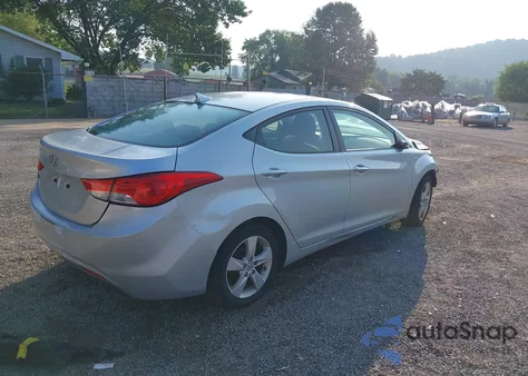 2013 Hyundai Elantra Gls z USA, uszkodzony, nr VIN 5NPDH4AE6DH355159